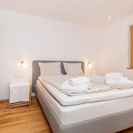 Wohnen An Der Lofer * Reit im Winkl