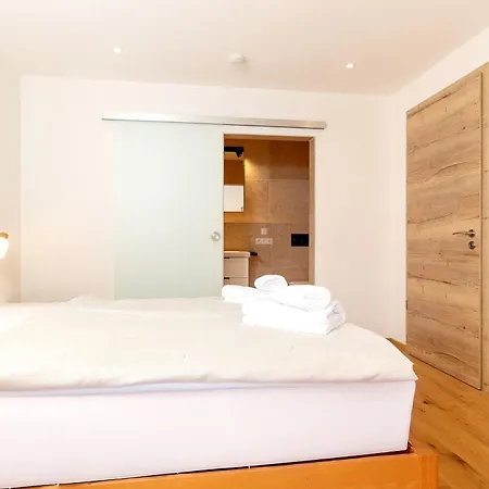 Wohnen An Der Lofer Apartment